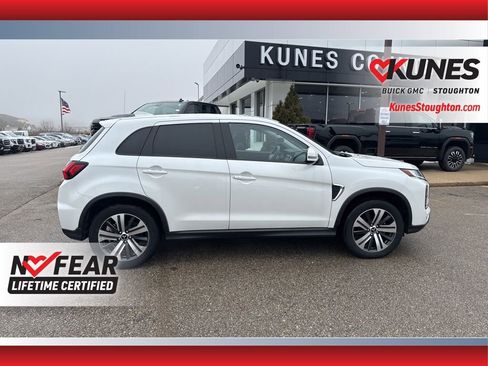 Used 2020 Mitsubishi Outlander Sport SE image 13