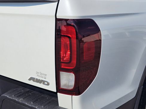 Used 2022 Honda Ridgeline Black Edition image 10
