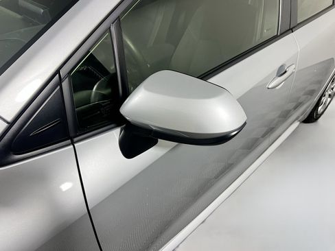 Used 2025 Toyota Corolla LE image 12