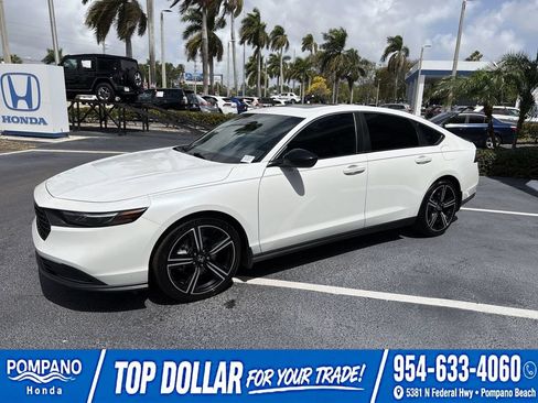 Used 2024 Honda Accord Sport image 4