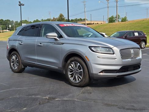 Used 2023 Lincoln Nautilus Reserve w/ Cargo Utility Package FWD image 7