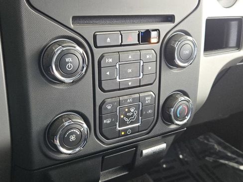 Used 2014 Ford F150 XLT w/ Equipment Group 302A Luxury image 22