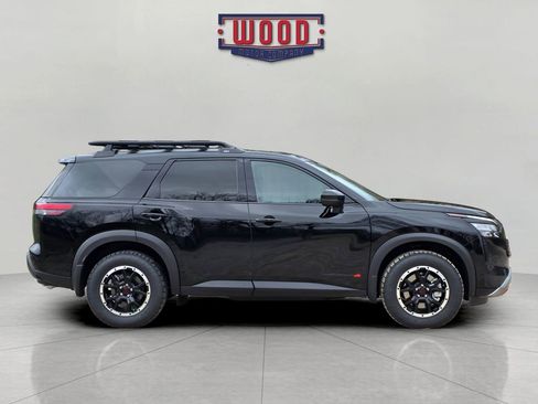 New 2026 Nissan Pathfinder Rock Creek image 2