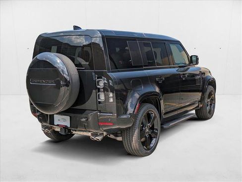 New 2025 Land Rover Defender 110 V8 AWD/4WD image 2