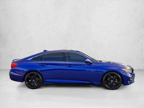 Used 2020 Honda Accord Sport image 4