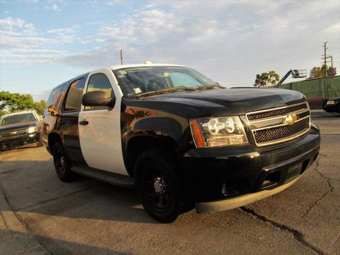 Used 2011 Chevrolet Tahoe 2WD image 11