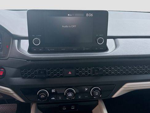 Used 2023 Honda Accord LX image 12