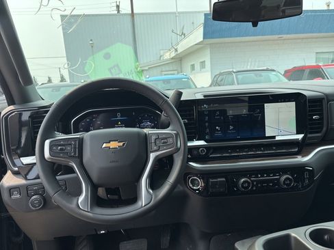 New 2026 Chevrolet Silverado 1500 LT image 9