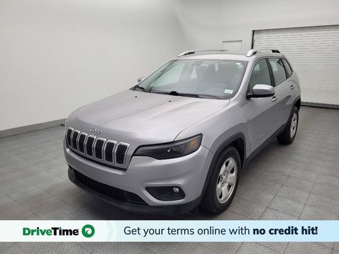 Used 2019 Jeep Cherokee Latitude w/ Cold Weather Group FWD image 1
