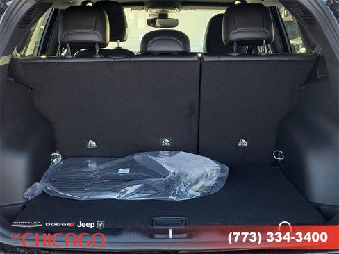 New 2026 Jeep Compass Latitude image 7