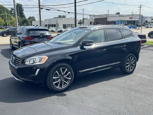 Used 2016 Volvo XC60 T6 w/ Proximity Package AWD/4WD image 1