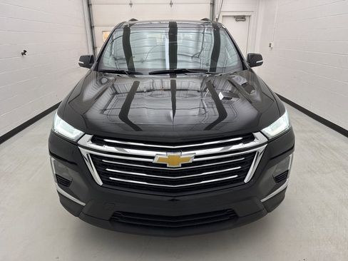 Used 2023 Chevrolet Traverse LT w/ LPO, Cargo Package AWD/4WD image 9