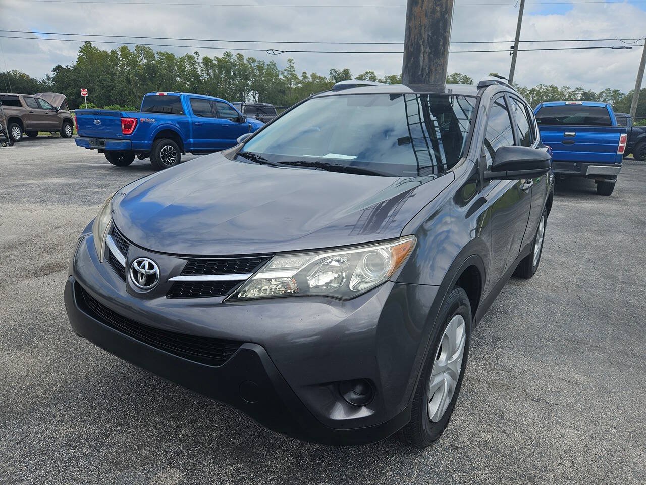 Used 2014 Toyota RAV4 LE FWD image 13