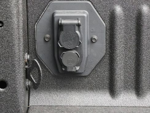 New 2026 Ford F450 Platinum w/ FX4 Off-Road Package image 16