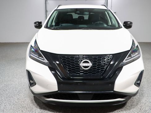 Used 2023 Nissan Murano SV w/ SV Midnight Edition Package FWD image 4