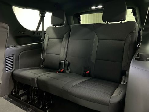 New 2026 Chevrolet Suburban LS AWD/4WD image 24