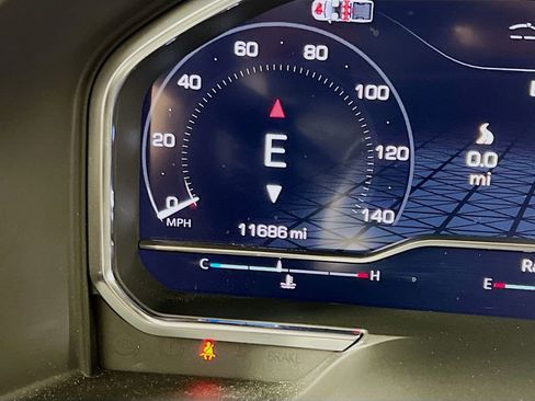 Used 2024 GMC Sierra 1500 Denali w/ Technology Package image 12