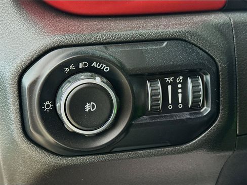 Used 2021 Jeep Wrangler Unlimited Rubicon w/ Uconnect 4C Nav & Sound Group AWD/4WD image 14