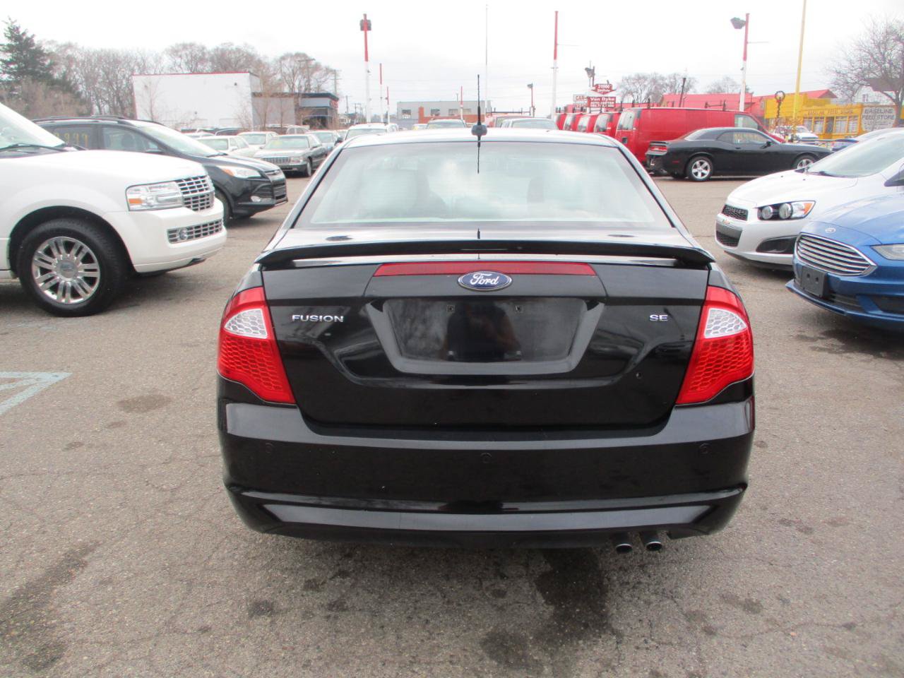 Used 2012 Ford Fusion SE FWD image 5