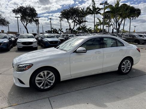 Used 2019 Mercedes-Benz C 300 Sedan image 11