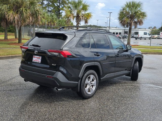Used 2023 Toyota RAV4 XLE w/ Convenience Package FWD image 5