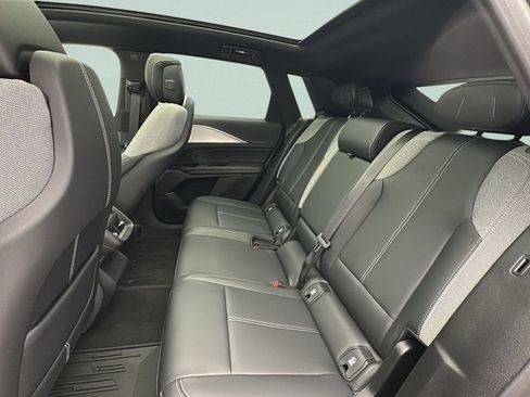 Used 2024 Cadillac Lyriq Tech w/ Driver Assist Package AWD/4WD image 10