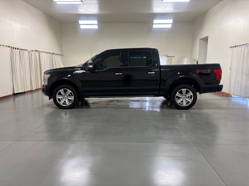 Used 2018 Ford F150 Platinum w/ Equipment Group 701A Luxury AWD/4WD image 5