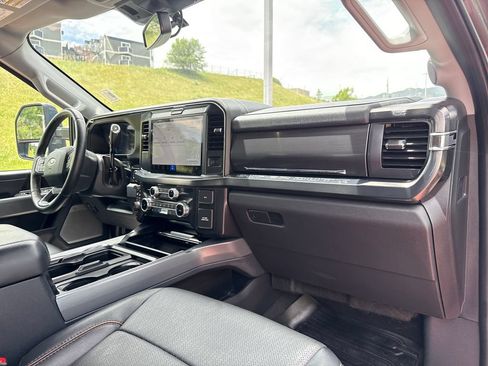 Certified 2025 Ford F350 Lariat AWD/4WD image 29