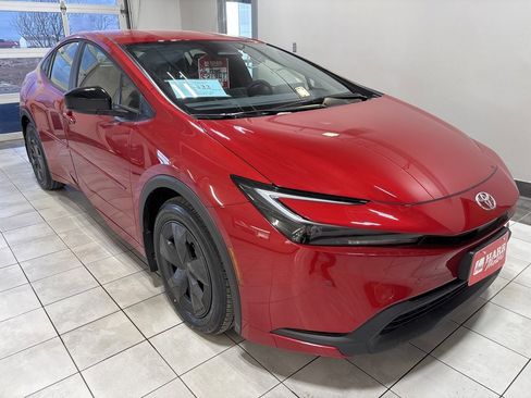 New 2026 Toyota Prius LE image 5