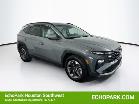 Used 2025 Hyundai Tucson SEL FWD image 1