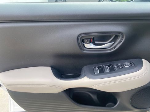 Certified 2023 Honda HR-V EX-L image 36