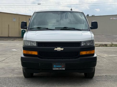 Used 2019 Chevrolet Express 2500 w/ Driver Convenience Package image 2