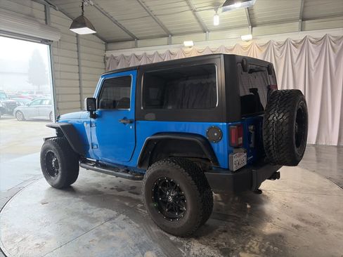 Used 2015 Jeep Wrangler Rubicon w/ Trailer Tow Group image 14