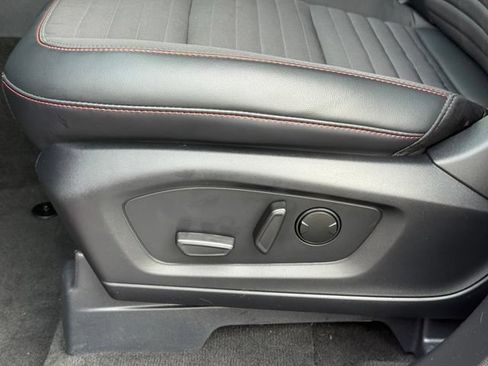 Used 2025 Ford Explorer ST-Line w/ Premium Package AWD/4WD image 12