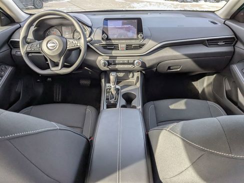 Used 2025 Nissan Altima 2.5 S image 25