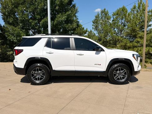 Used 2026 GMC Terrain AT4 w/ Convenience Package III AWD/4WD image 7