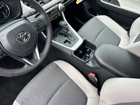 New 2025 Toyota RAV4 XLE w/ Convenience Package image 8