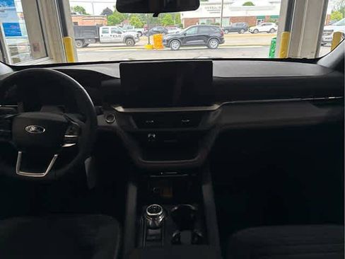 New 2025 Ford Explorer ST-Line image 8