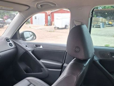 Used 2013 Volkswagen Tiguan S AWD/4WD image 10