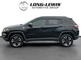 Used 2018 Jeep Compass Trailhawk video 2
