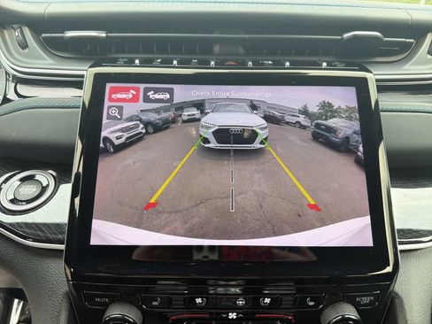 Used 2022 Jeep Grand Cherokee Trailhawk w/ Luxury Tech Group III AWD/4WD image 25