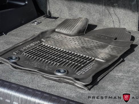 Used 2023 Toyota 4Runner Limited image 47