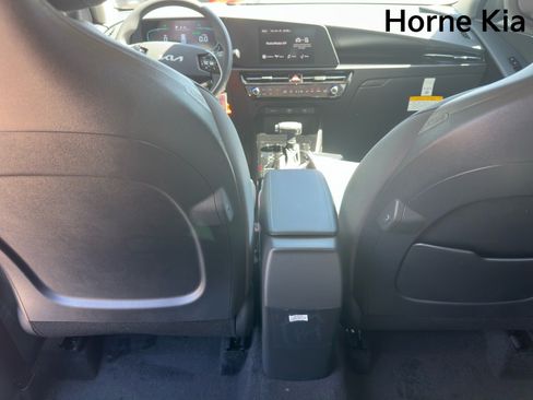 New 2026 Kia Niro LX FWD image 20