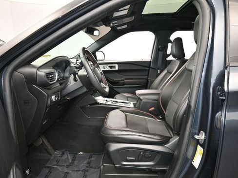 Used 2022 Ford Explorer ST-Line w/ Class IV Trailer Tow Package image 12