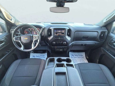Used 2022 Chevrolet Silverado 1500 Custom w/ Safety Confidence Package image 10