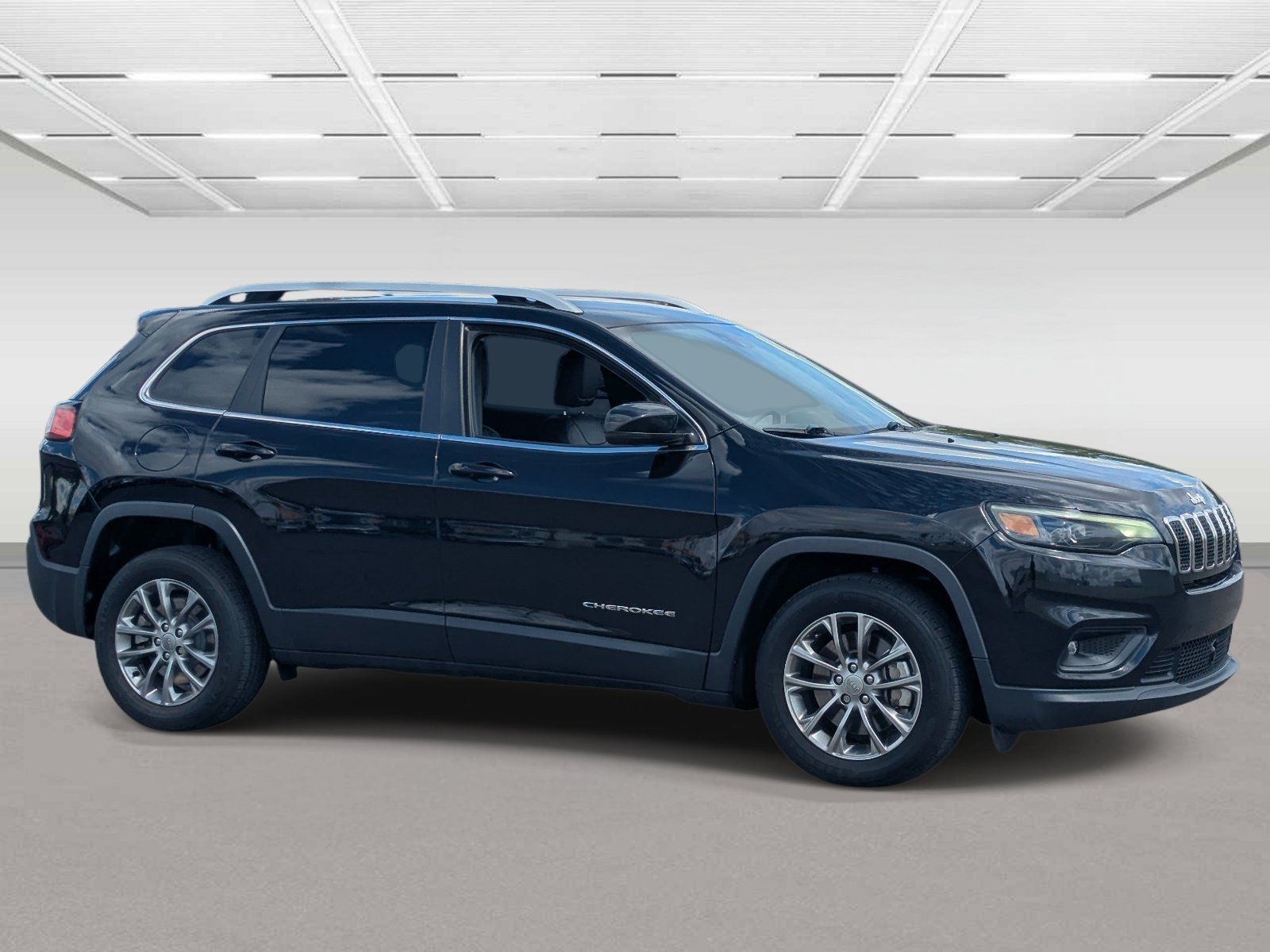 Used 2020 Jeep Cherokee Latitude Lux w/ Comfort/Convenience Group FWD image 7