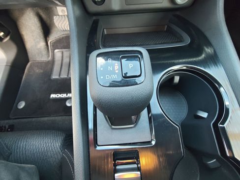 Used 2026 Nissan Rogue SV w/ Cold Weather Package image 18