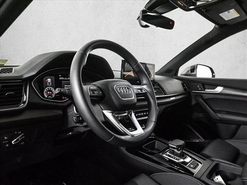Certified 2023 Audi Q5 2.0T Premium Plus w/ Premium Plus Package AWD/4WD image 10