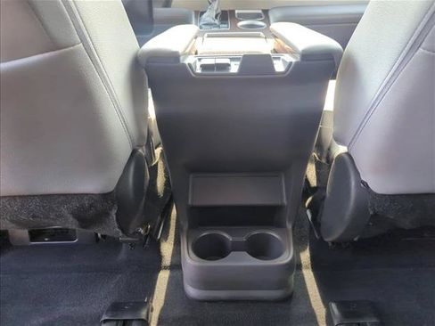 Used 2022 Toyota Sienna XLE FWD image 21