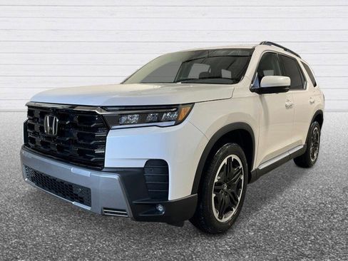 New 2026 Honda Pilot image 2